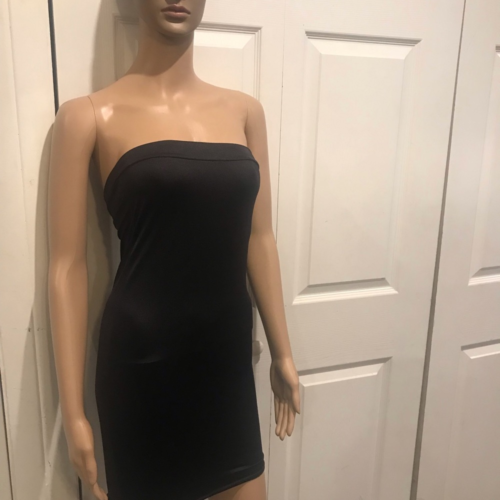 Dress - Picture 2 of 3